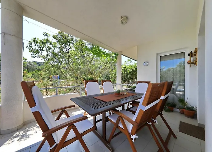 公寓 Justina 穆泰尔岛